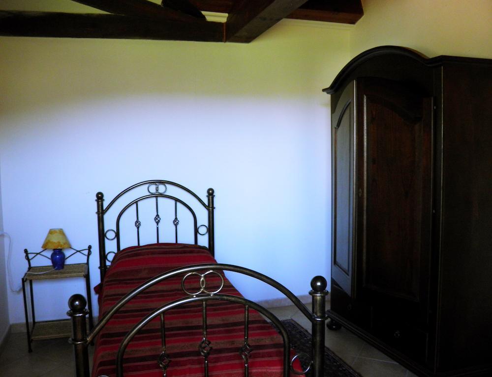 Casa Casti Bed and Breakfast Sant'Antonio de Santadi Værelse billede